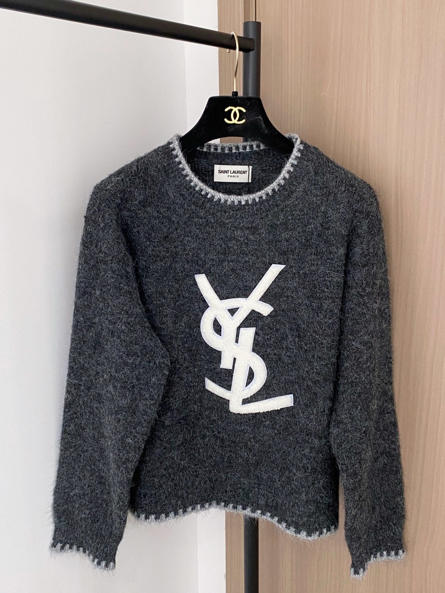 Y L Sweater 2 Color's