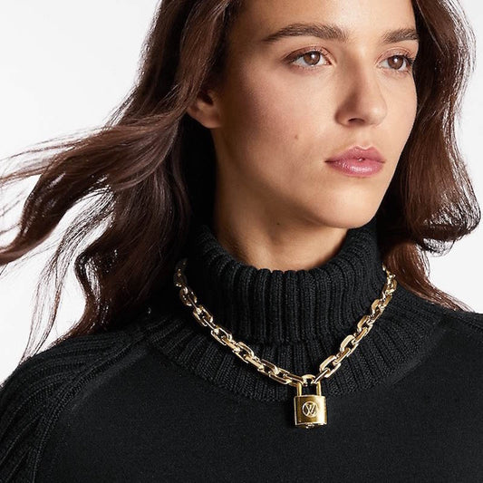 LU Fashion Necklace  SALE-min order required