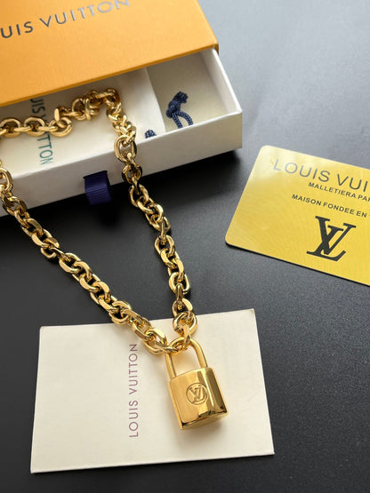 LU Fashion Necklace  SALE-min order required