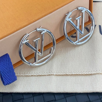 LU Fashion earrings  SALE-min order required