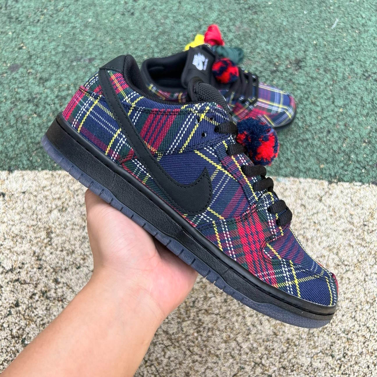 N^ke Air force Sneakers SB Dunk Low “Nardwuar" 46