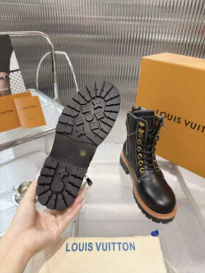 LU vs TIMBER  LAND Boots 46