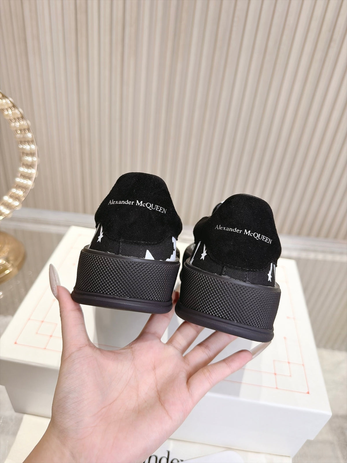 M*QUEEN Sneakers 2 Color's