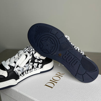 CHD Sneakers 2 Color's