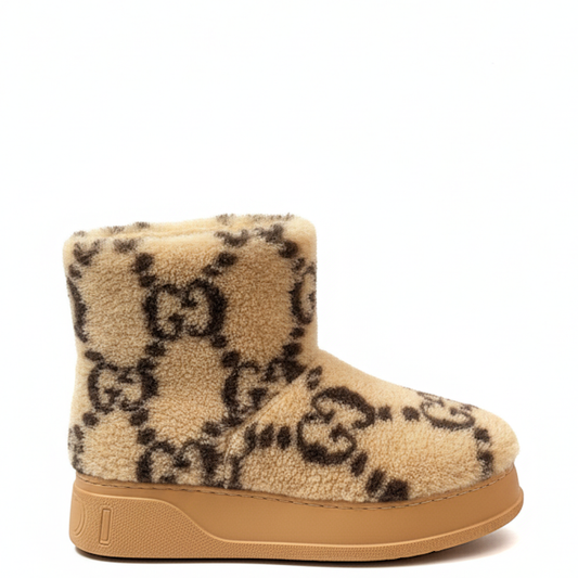 GU vs UGG  Woman Boots 42