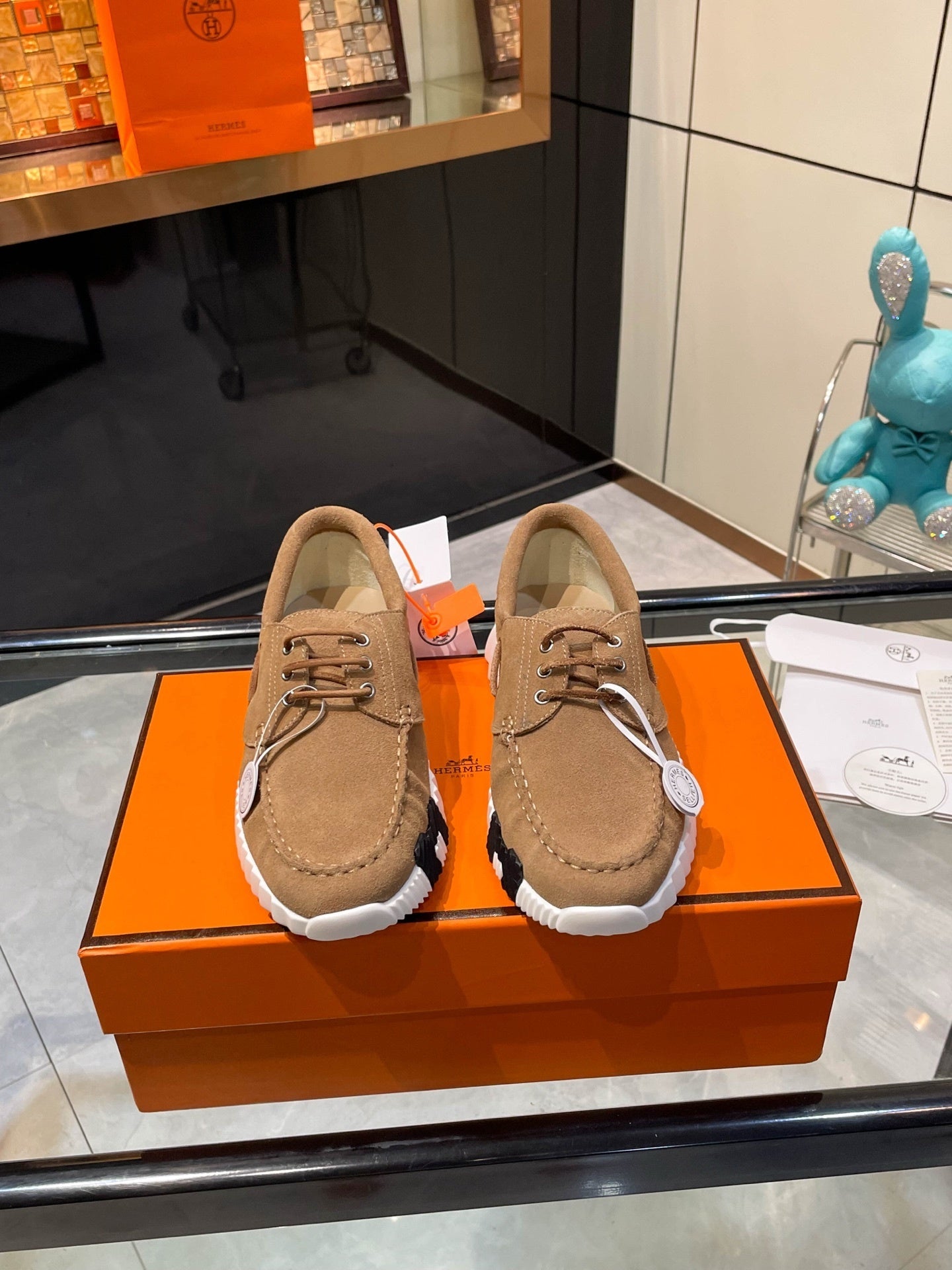HRM  Shoes  2 Color 's