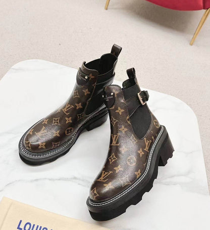 LU Boots Woman