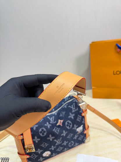 LU  Trunk Bag 22 cm