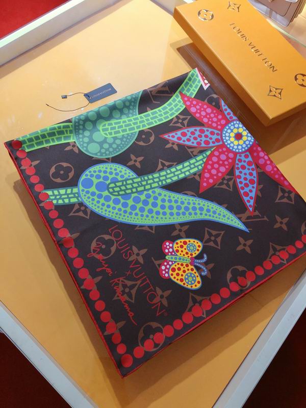 LU Silk Scarf 2 Color' s