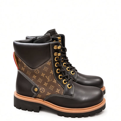 LU vs TIMBER  LAND Boots