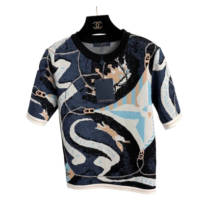 LU  Sweater