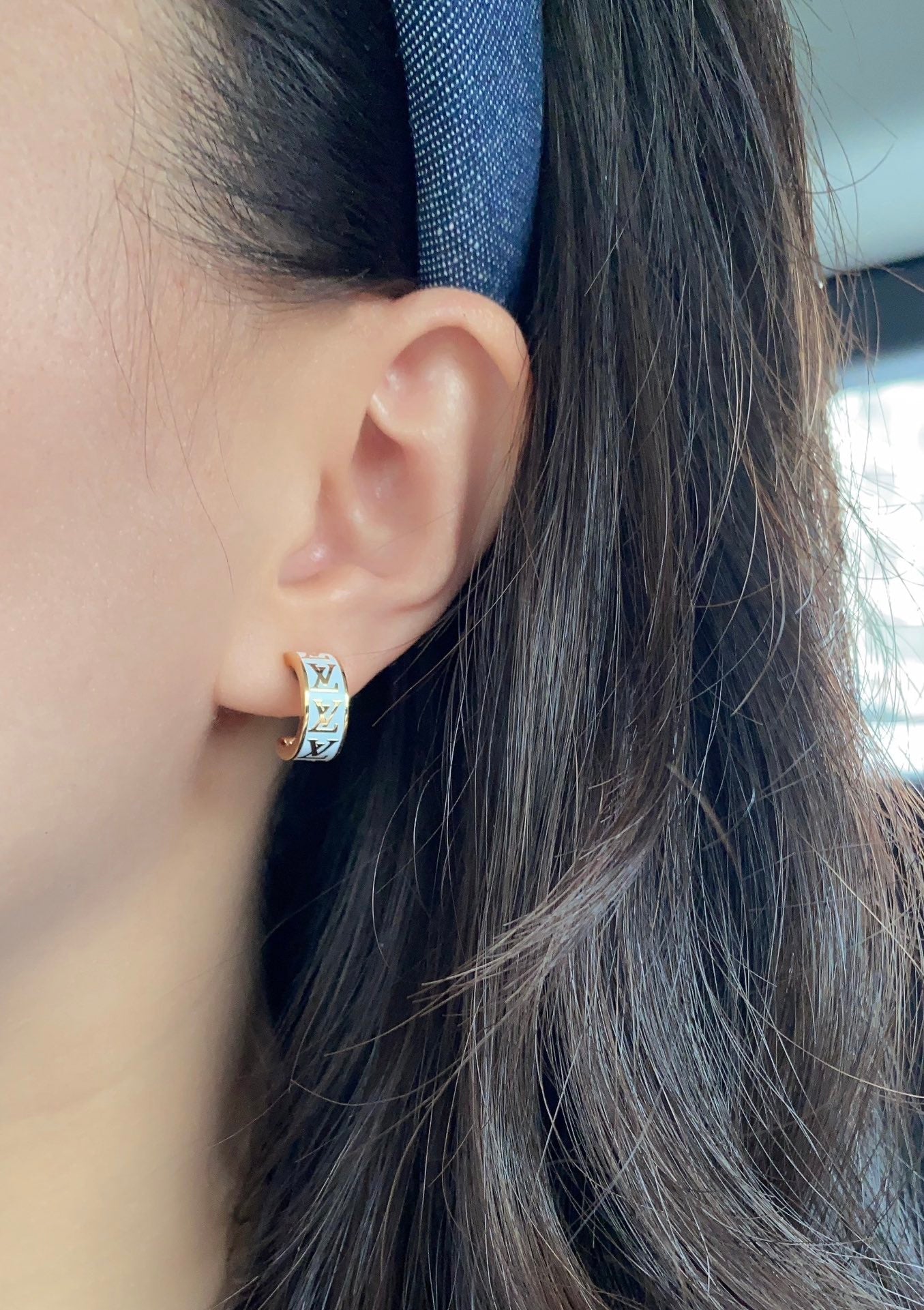 LU Fashion earrings  SALE-min order required
