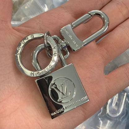 LU Key charm SALE-min order required