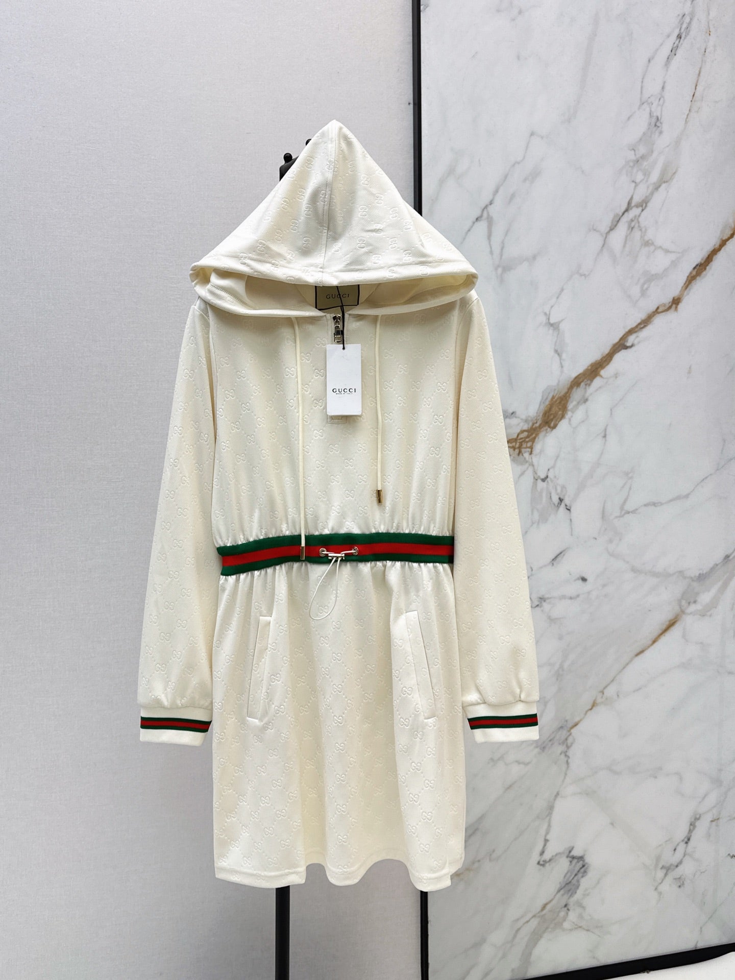 GU  Dress Sport Hoodie  2 Color 's Limited