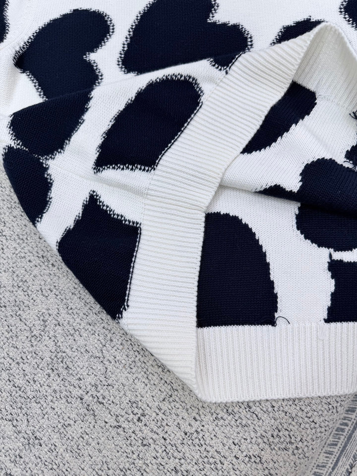 CHD  Woman  sweater