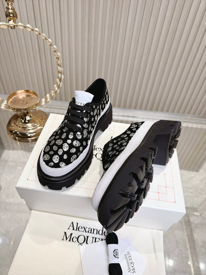 M*QUEEN Skull Sneakers Man Size