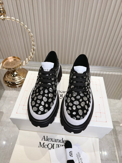 M*QUEEN Skull Sneakers Man Size