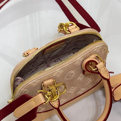 LU Bag Alma BB