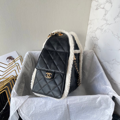 CHL Shearling trim  Bag 32 cm