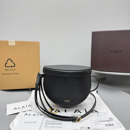 AL1A  Crossbody Bag  20 cm