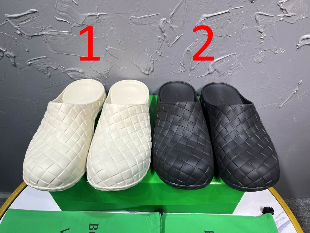BOT VENET  Mule Shoes  2 Color's Man 46