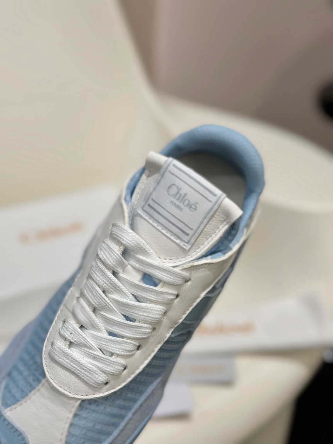 CLO Sneakers 2 Color's