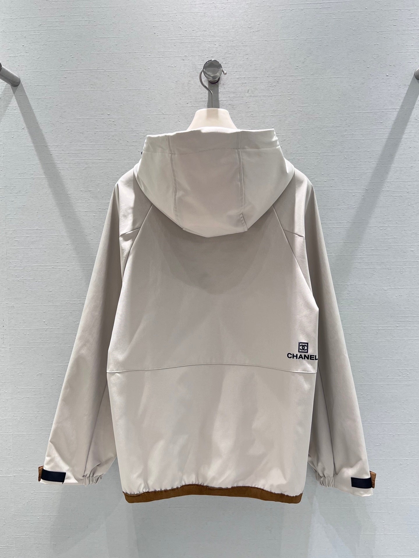 CHL Woman  Jacket Windbreak   IOFF