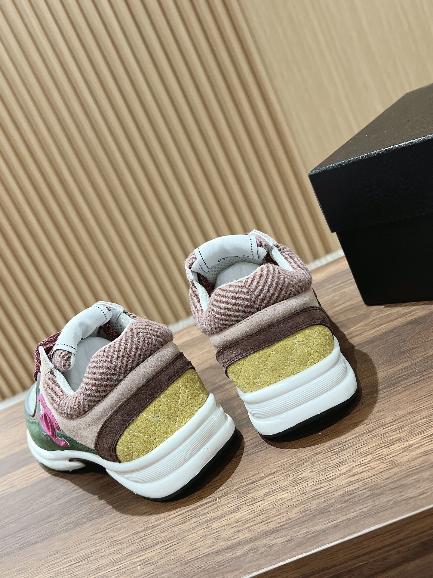 CHL Sneakers Woman 4 Color's