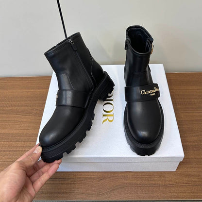 CHD  Boots Woman