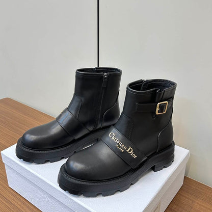 CHD  Boots Woman