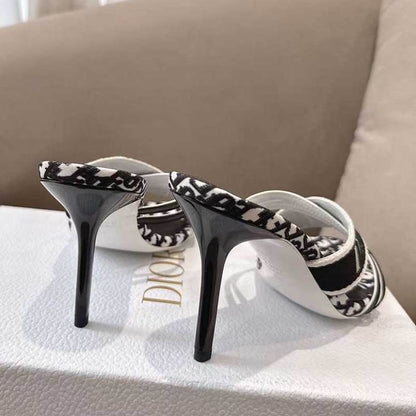 CHD Slippers  Sandals Woman  42