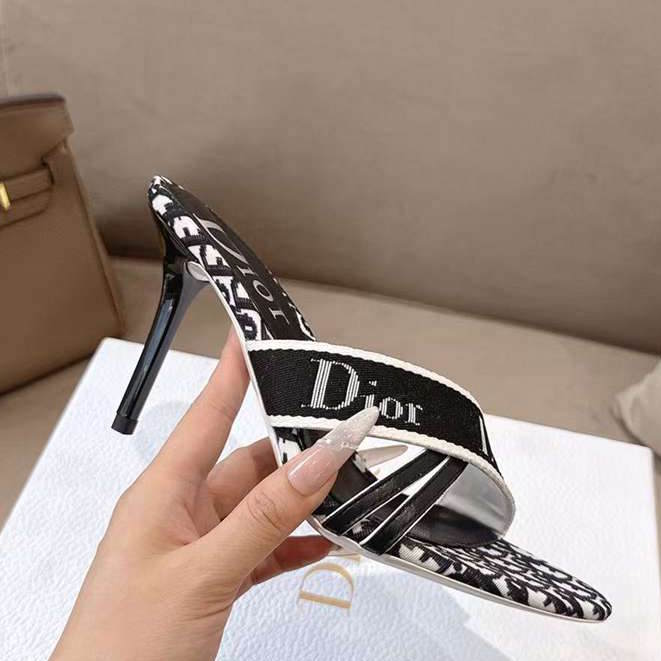 CHD Slippers  Sandals Woman  42