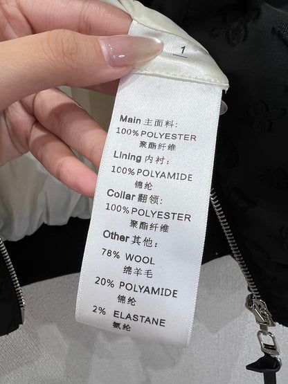 LU Feather Collar Puffer jacket  Woman  IOFF