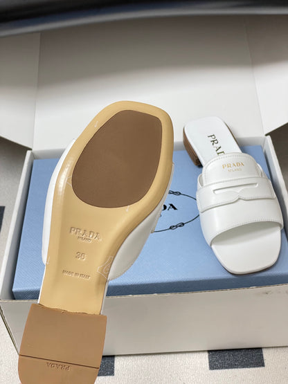 PRD slippers Woman White