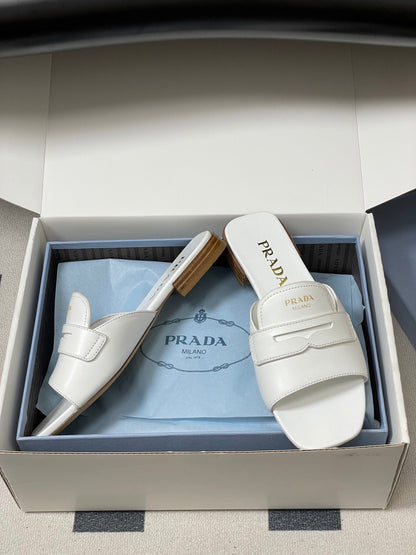 PRD slippers Woman White