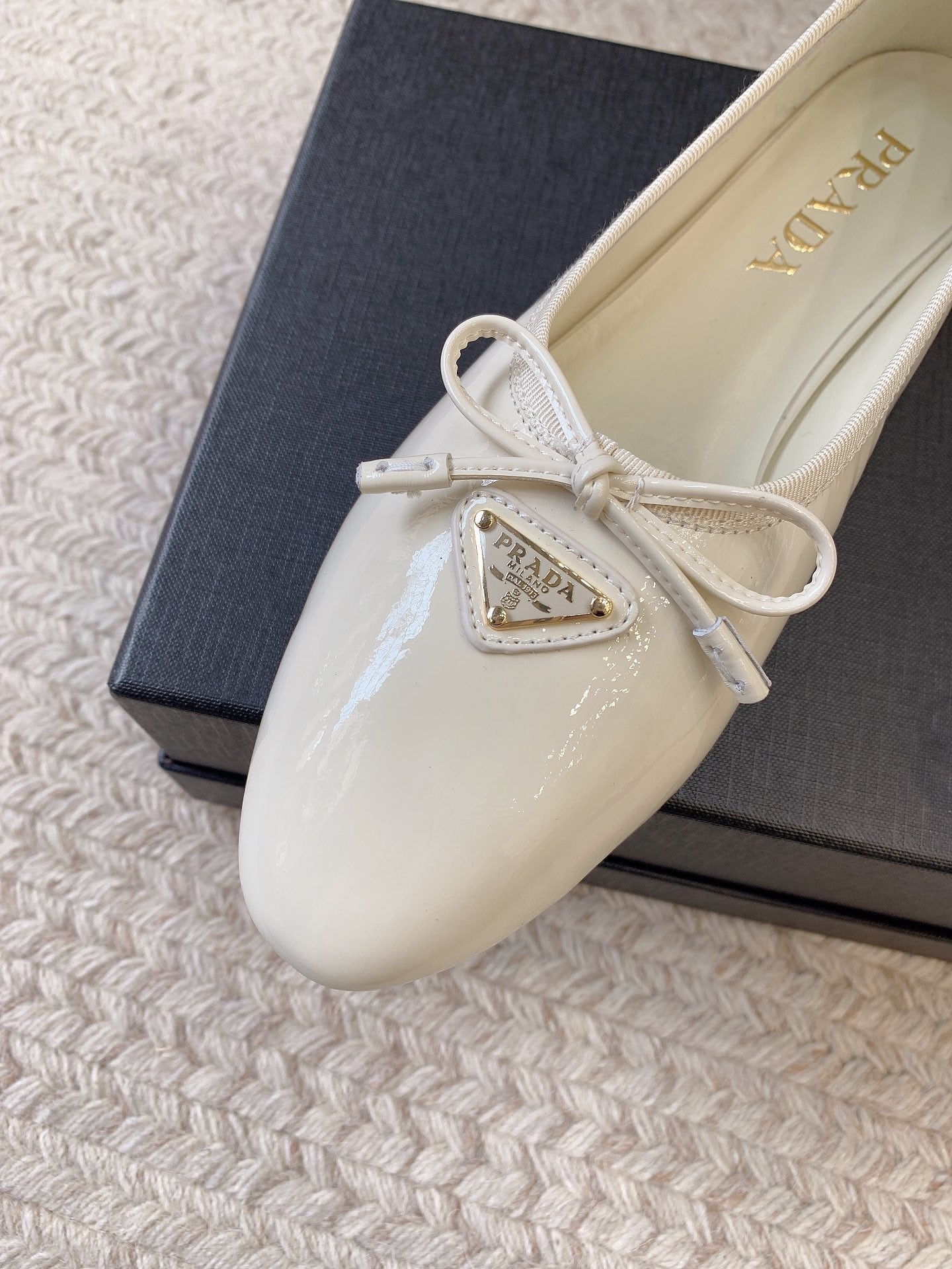 PRD Shoes  Woman 2 Color's