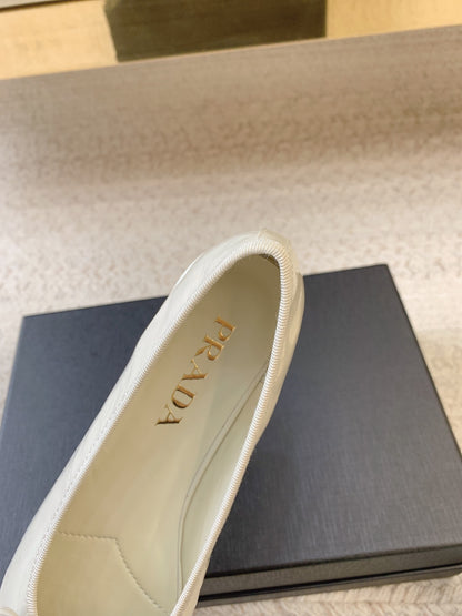 PRD Shoes  Woman 2 Color's