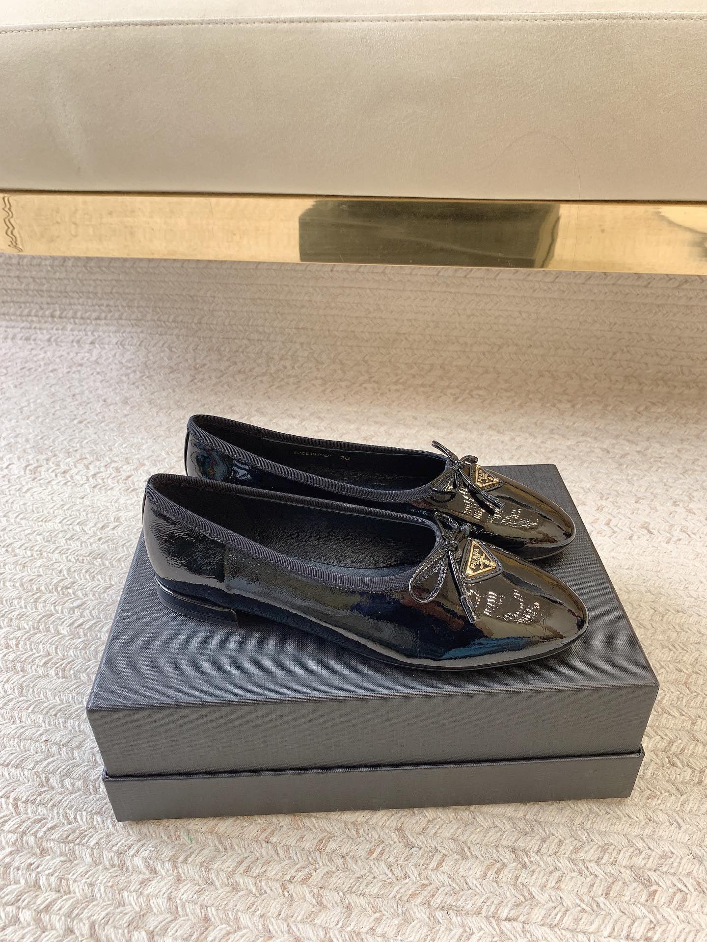 PRD Shoes  Woman 2 Color's