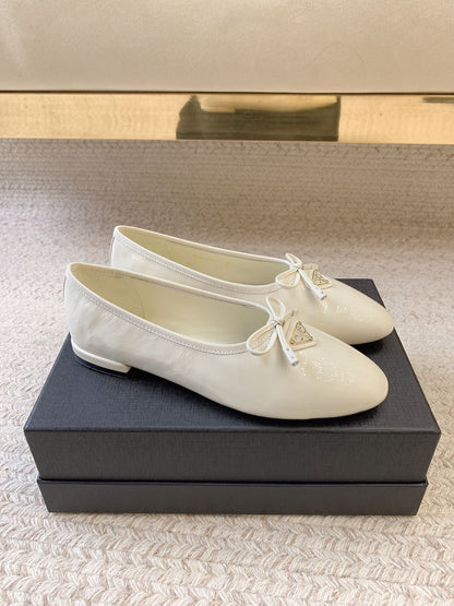 PRD Shoes  Woman 2 Color's