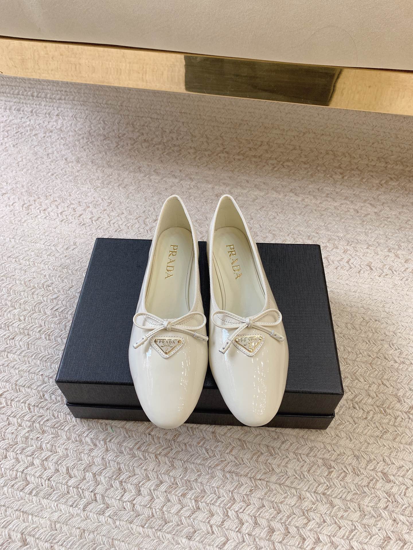 PRD Shoes  Woman 2 Color's