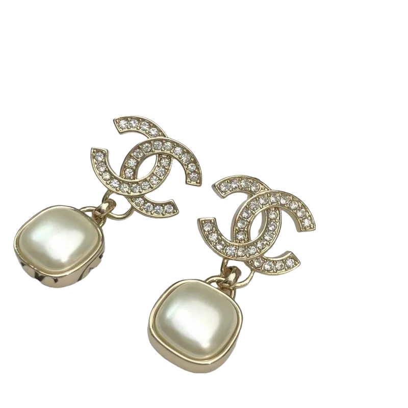 CHL Fashion earrings