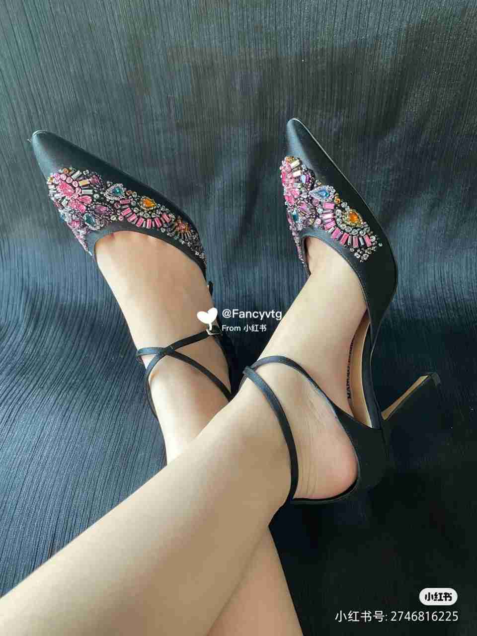 MONA BLANK Shoes Heels Jeweled