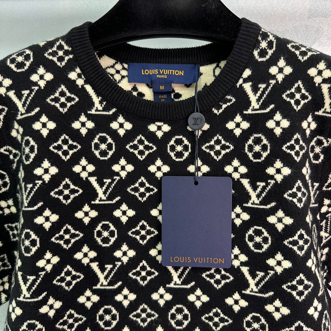 LU  dress  limited
