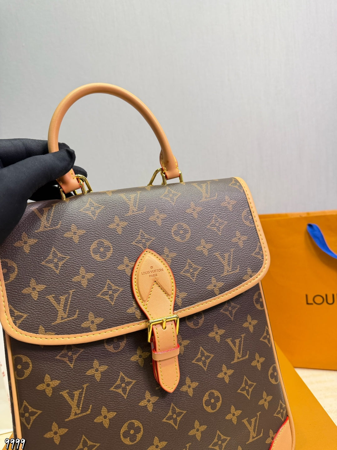 LU Diane Backpack  Bag 2Size's
