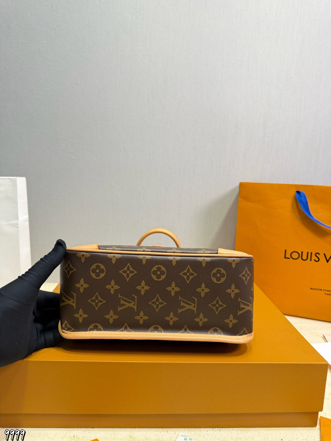 LU Diane Backpack  Bag 2Size's