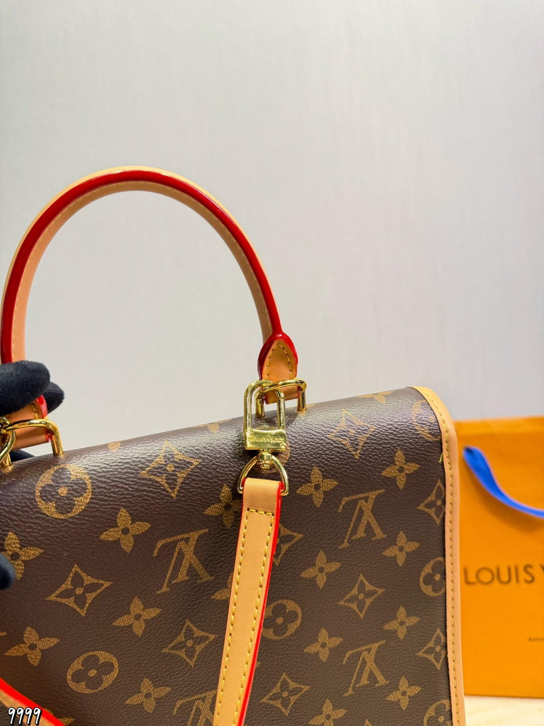 LU Diane Backpack  Bag 2Size's