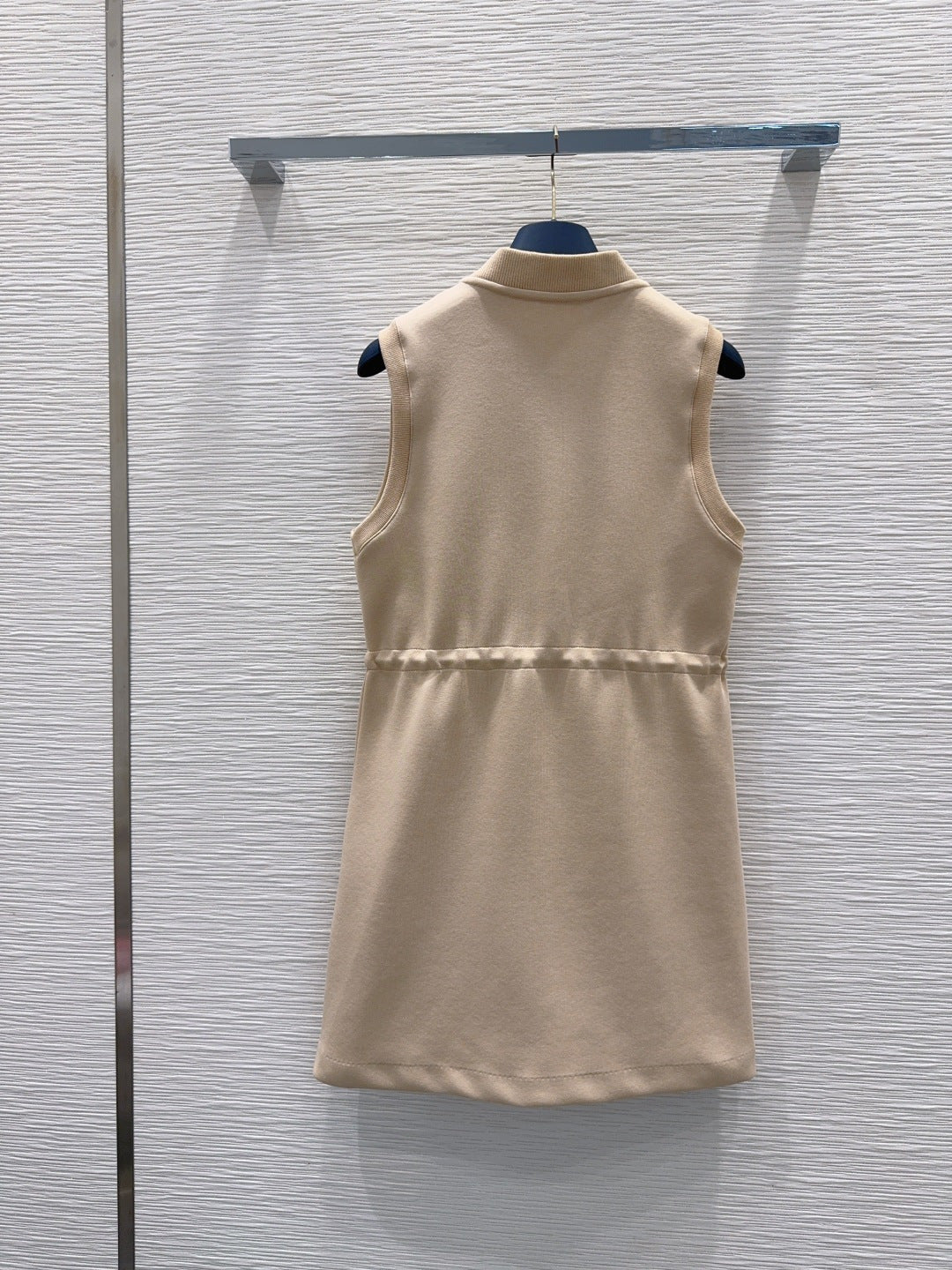 LU Woman Dress sleeveless GQ limited