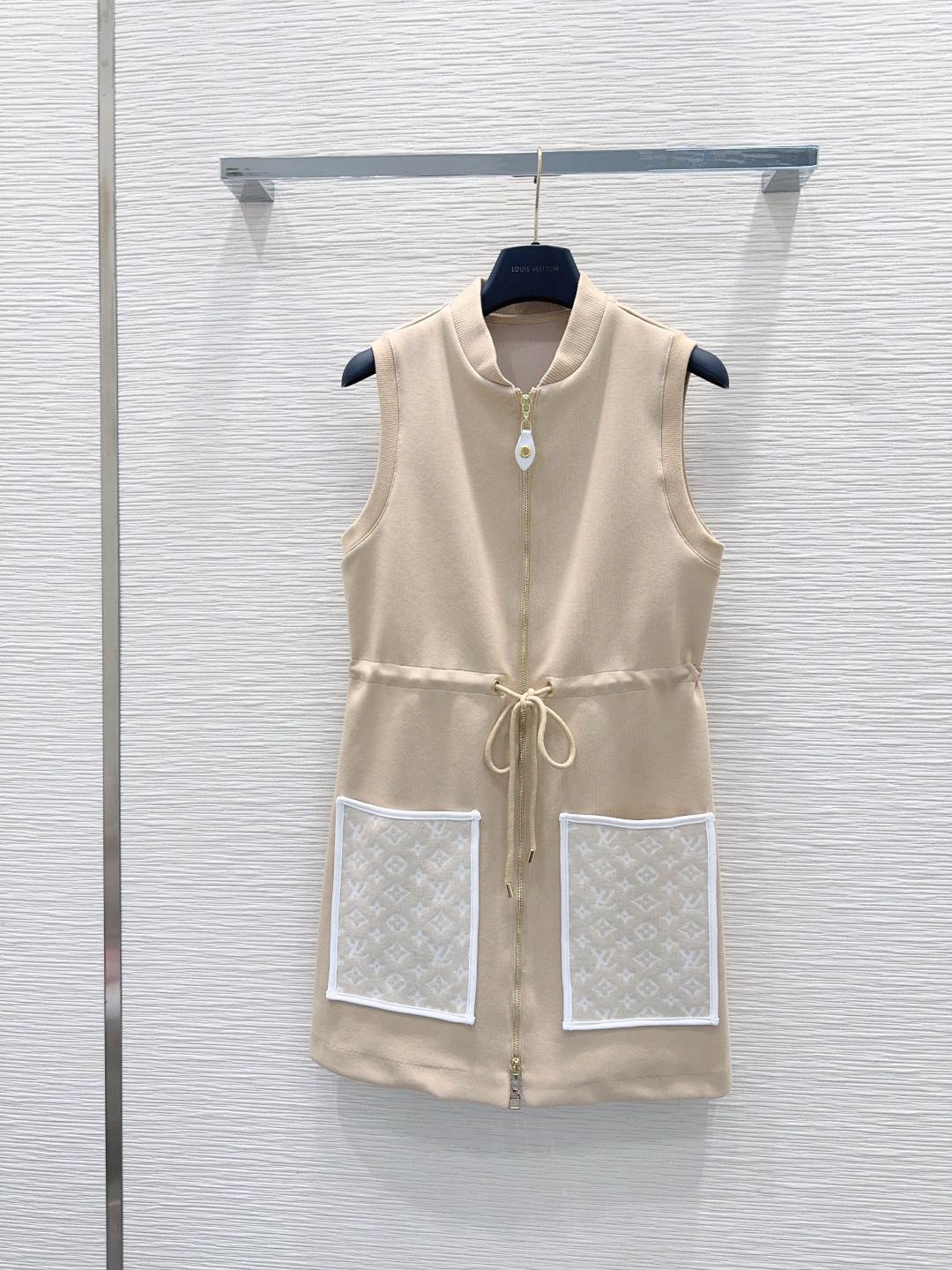 LU Woman Dress sleeveless GQ limited