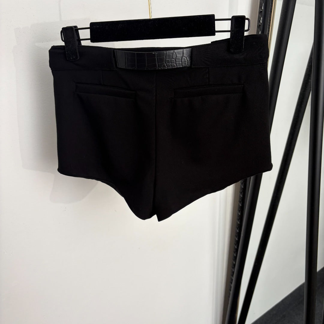 Y L Shorts Woman