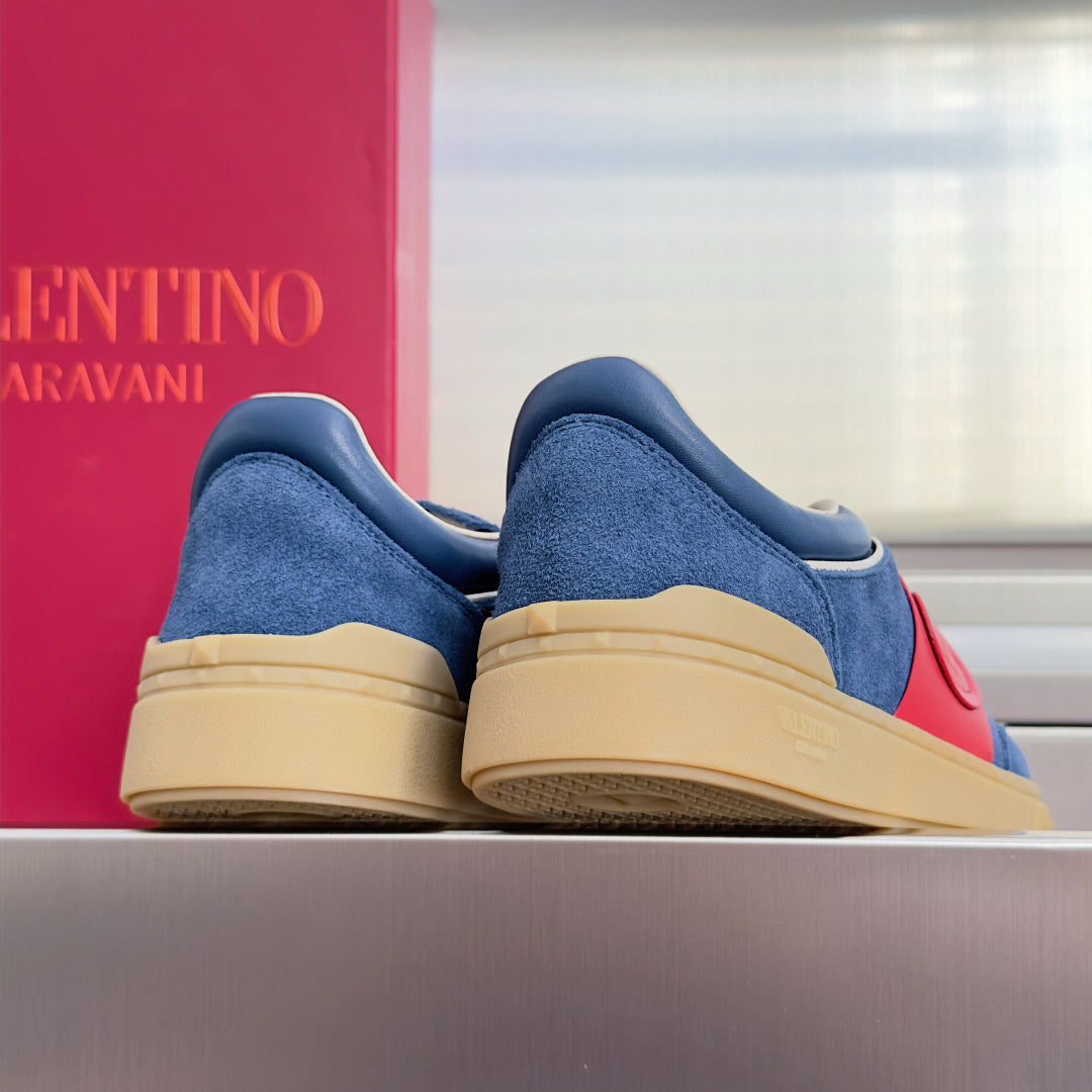 CV  Sneakers 2 Color's